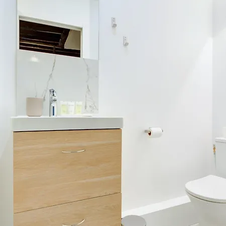 Bluestay 303 - Superb In * Parigi